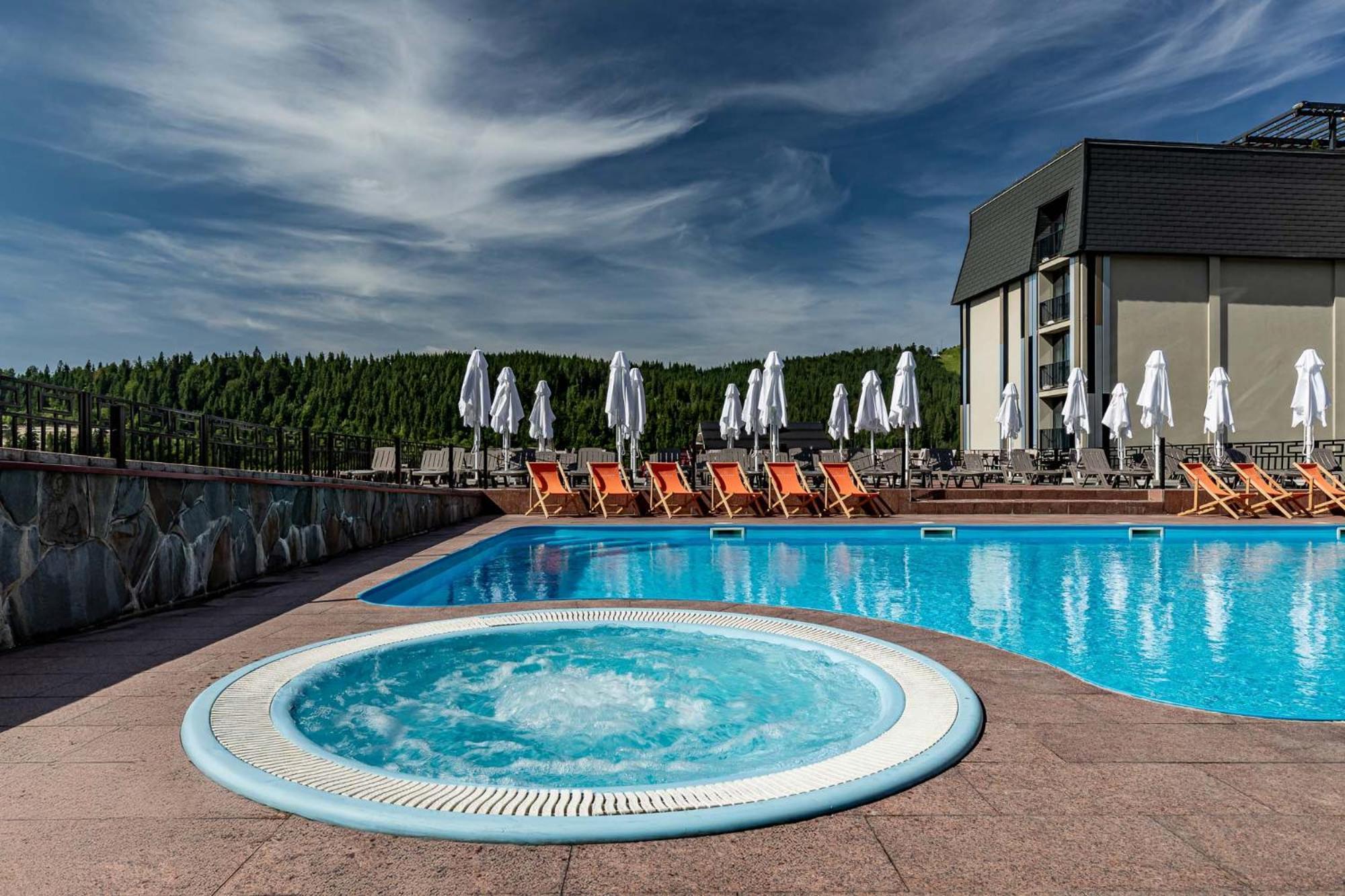 Elena & Hotel