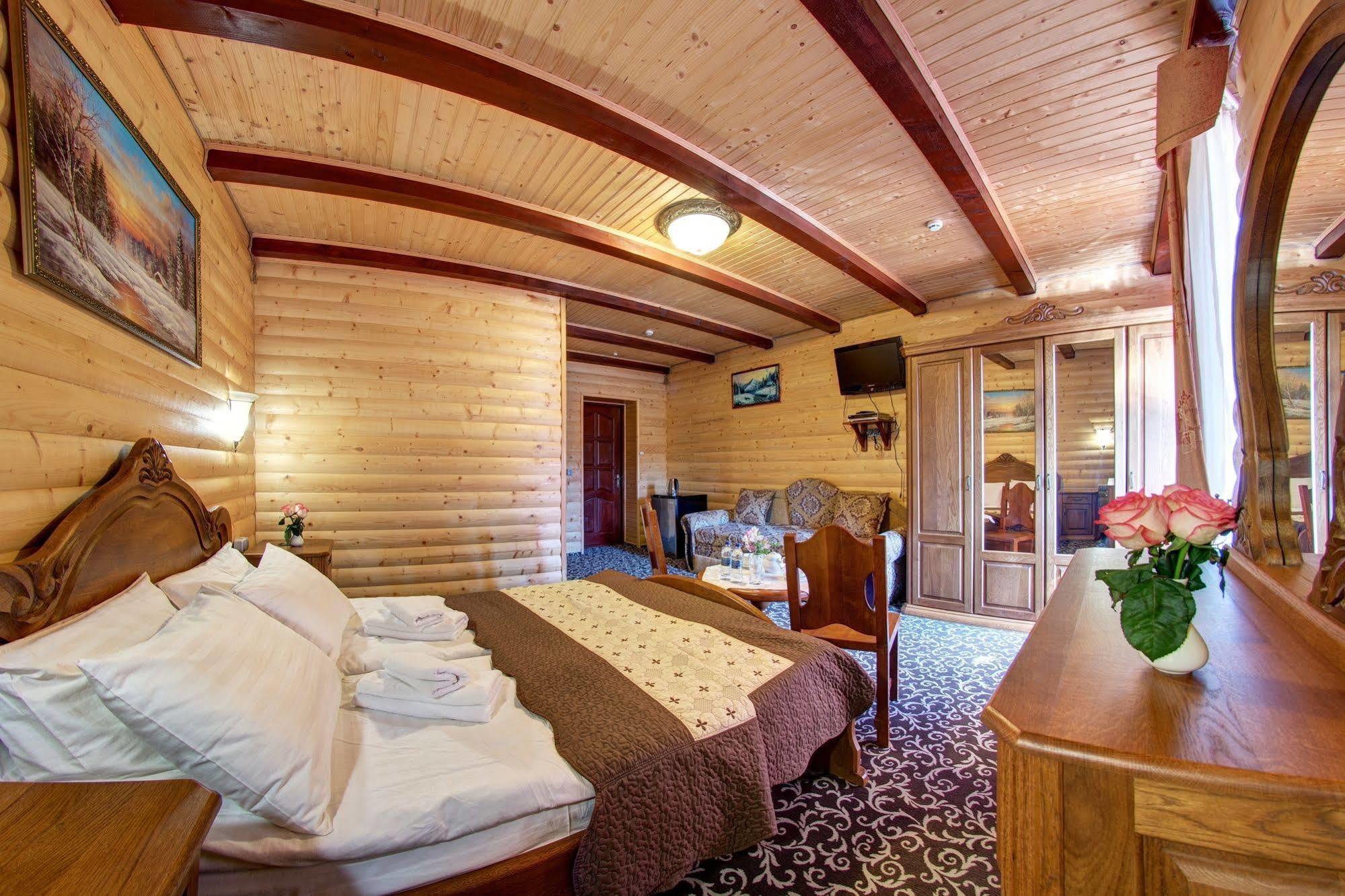 Hotel Elena & Bukowel